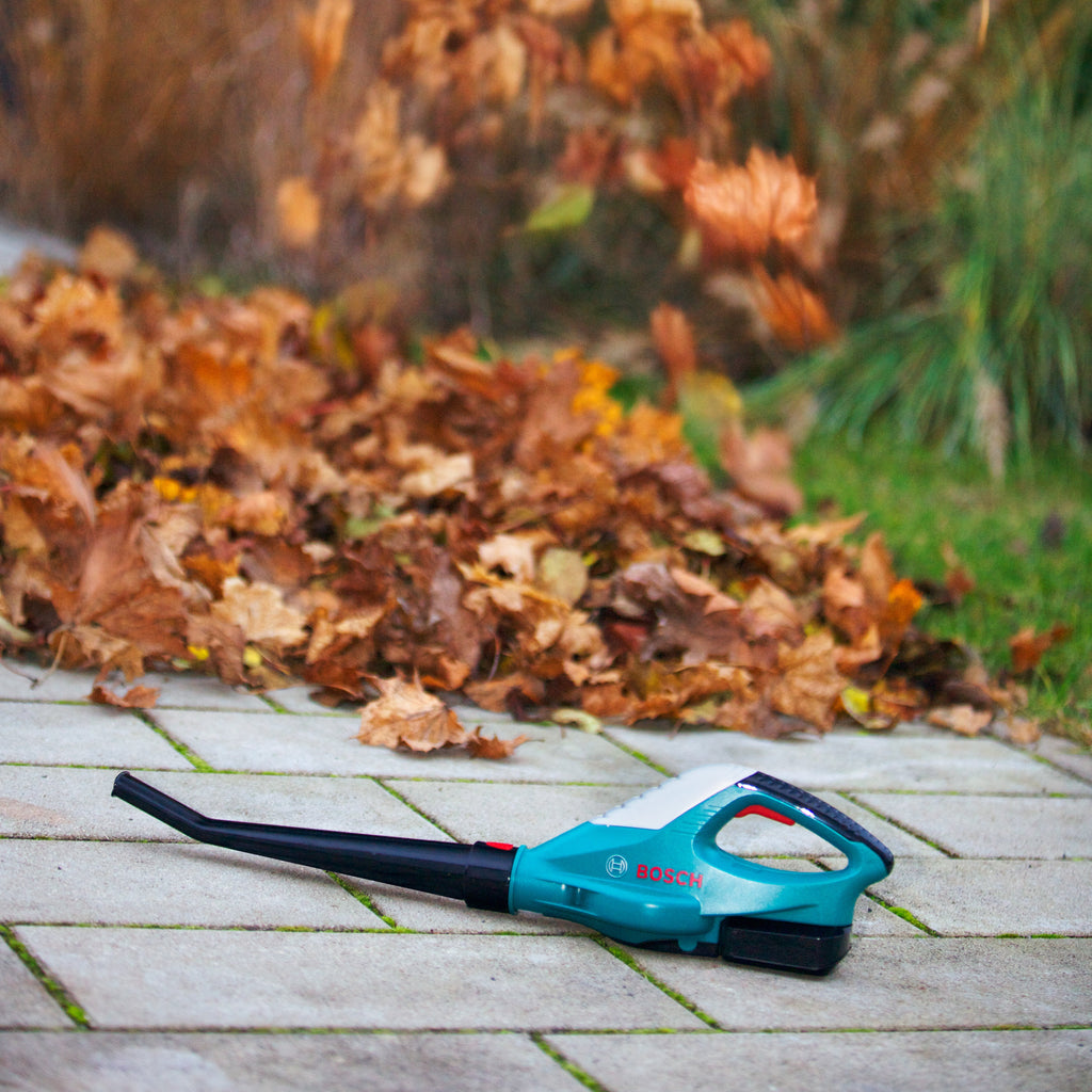 Leaf Blower