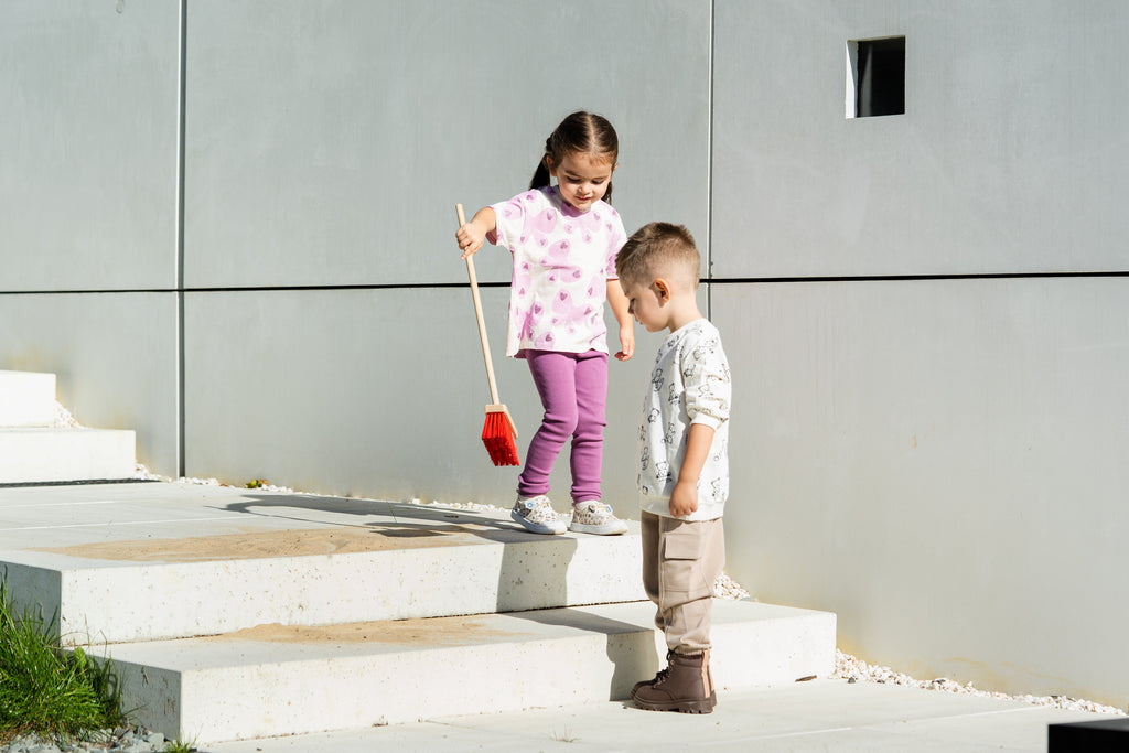 Medium Wooden Street Broom
