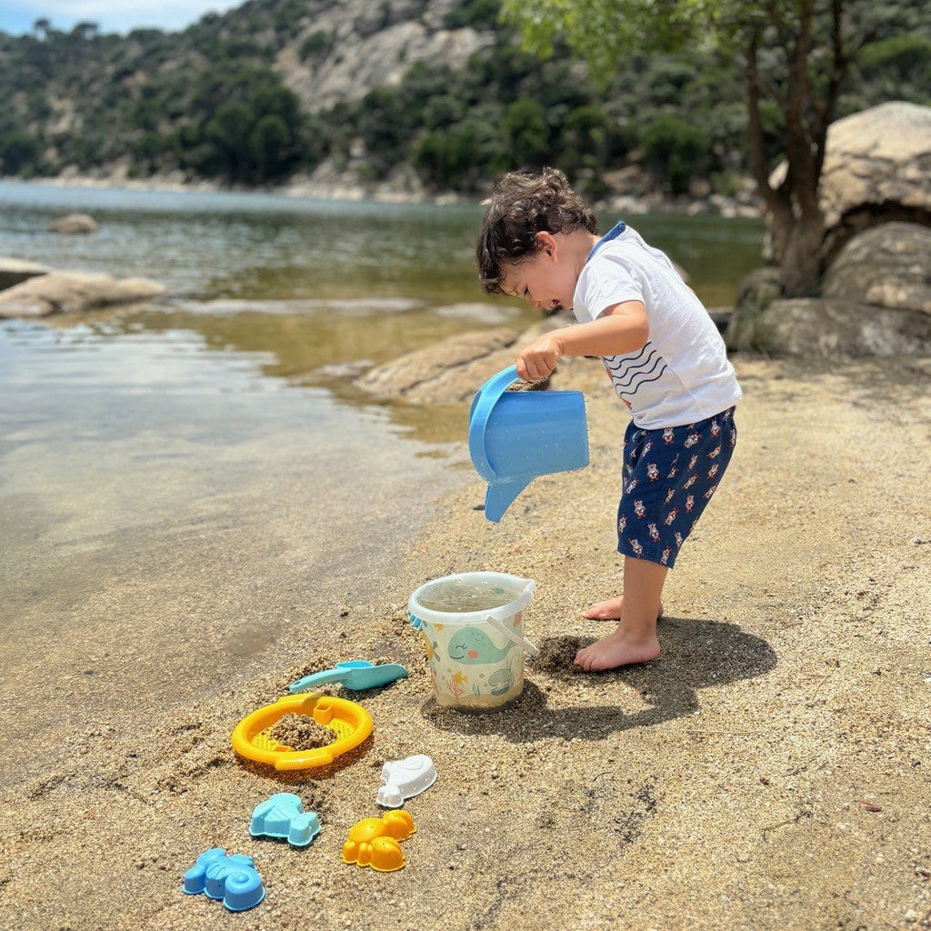 Water World Sand Bucket